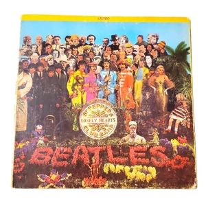 Beatles Sgt. Peppers Lonely Hearts Club Band Vinyl album